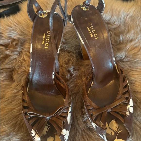 Gucci Floral Print Platform - Picture 2 of 12